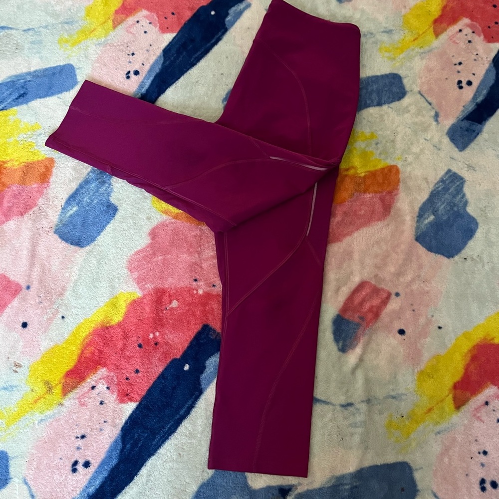 Lululemon cropped leggings